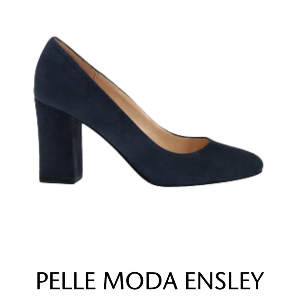 Navy Pelle Moda chunky heels in suede.